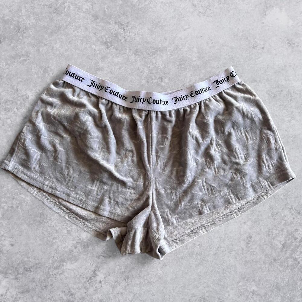 Juicy Couture Y2K Cream Tan Logo Print Fleece Shorts - Size TBD